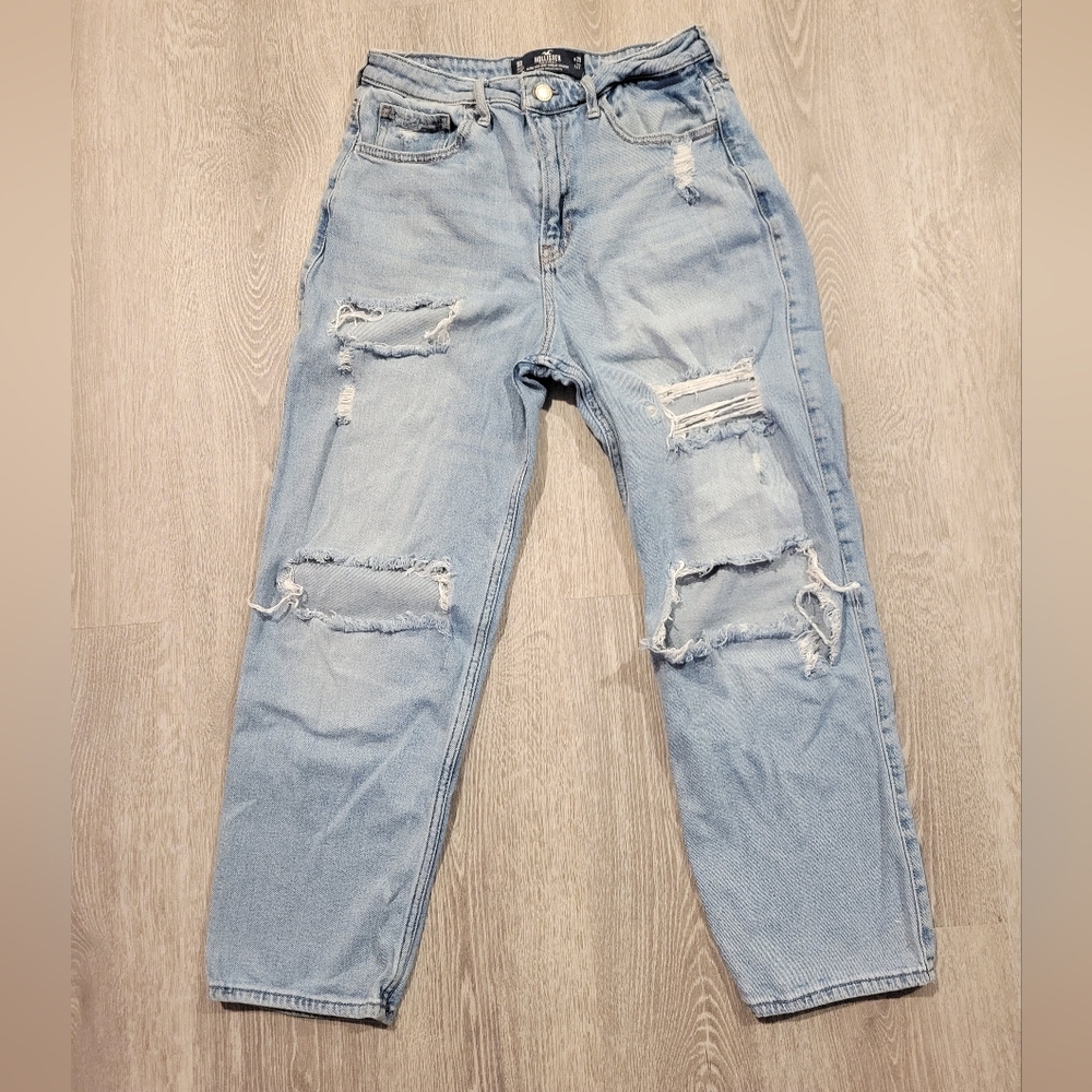 Hollister Ultra High-Rise Vintage Straight Jeans